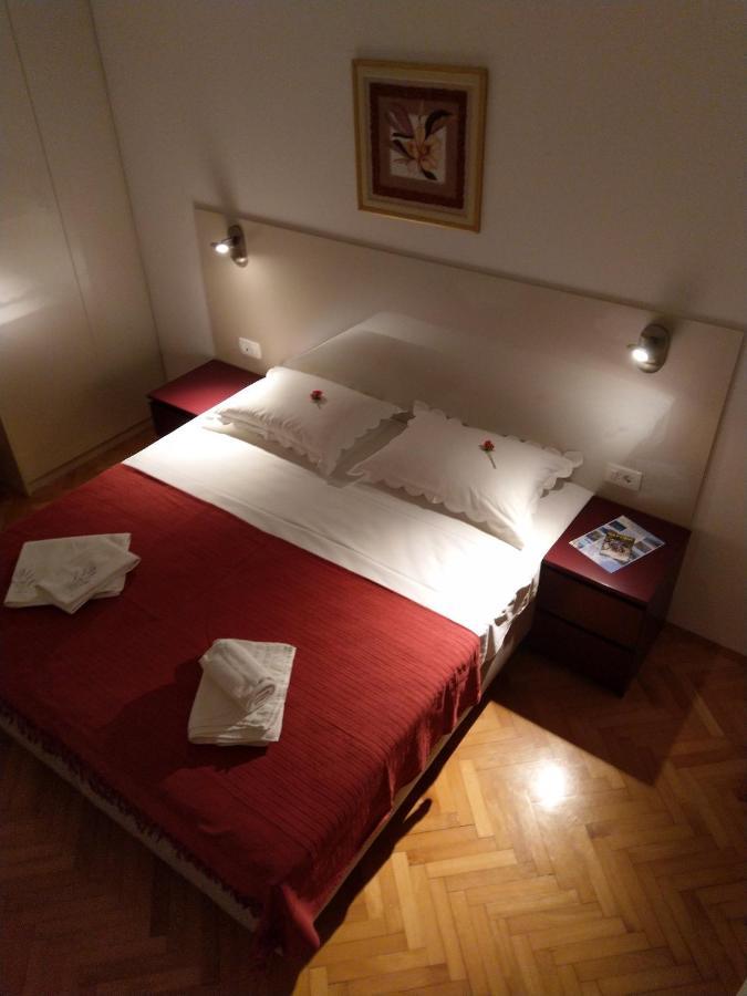 Apartmani Ines ドラスニセ エクステリア 写真